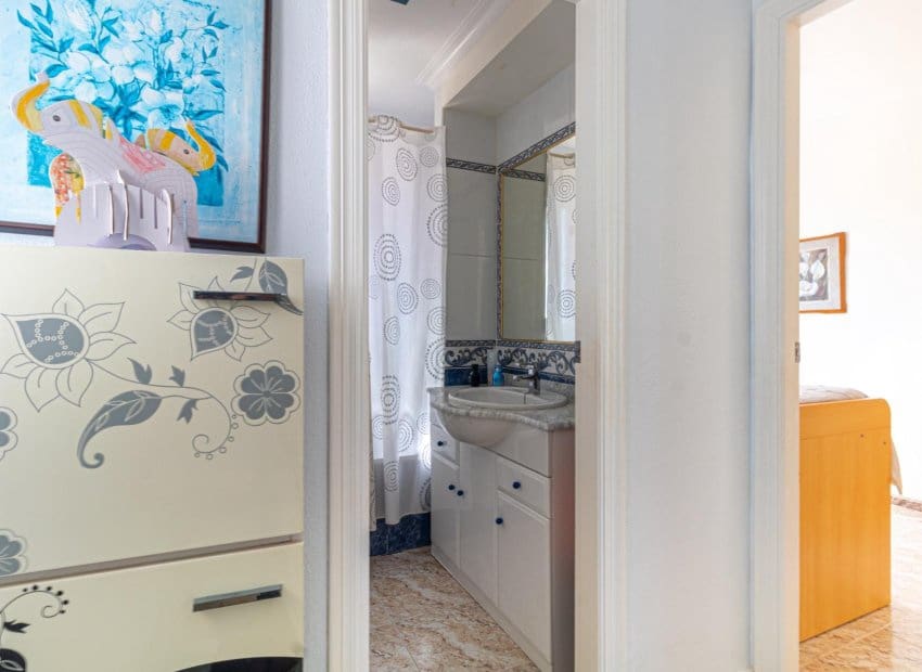 2 soveværelse Byhus til salg i Orihuela Costa med swimmingpool - € 229.000 (Ref: 9932429)