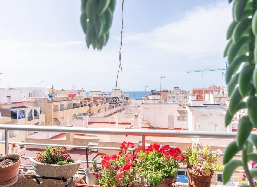 3 Zimmer Apartment zu verkaufen in Torrevieja - 169.000 € (Ref: 9932433)