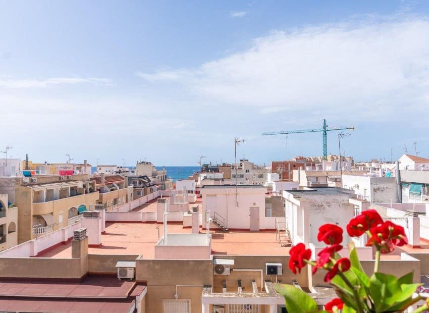 3 Zimmer Apartment zu verkaufen in Torrevieja - 169.000 € (Ref: 9932433)