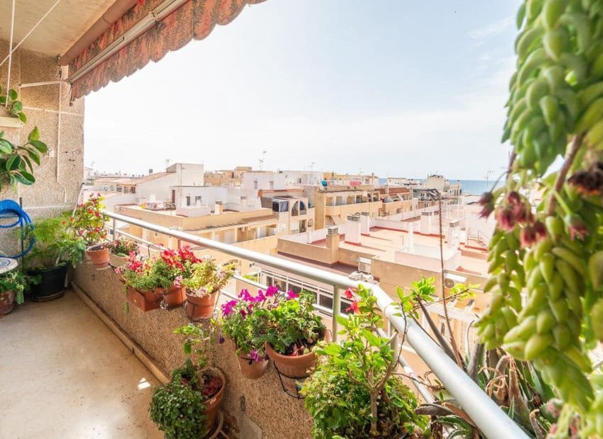 3 Zimmer Apartment zu verkaufen in Torrevieja - 169.000 € (Ref: 9932433)