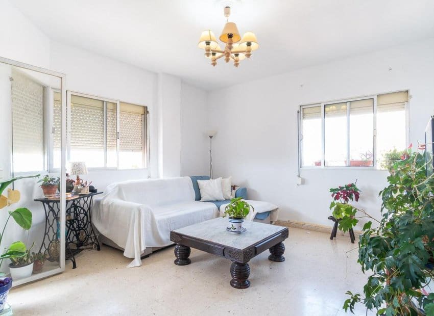3 Zimmer Apartment zu verkaufen in Torrevieja - 169.000 € (Ref: 9932433)