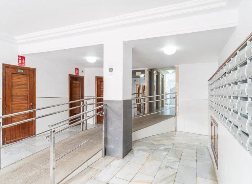 3 Zimmer Apartment zu verkaufen in Torrevieja - 169.000 € (Ref: 9932433)