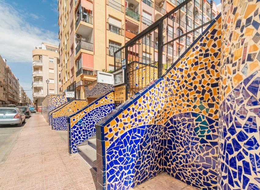 3 Zimmer Apartment zu verkaufen in Torrevieja - 169.000 € (Ref: 9932433)