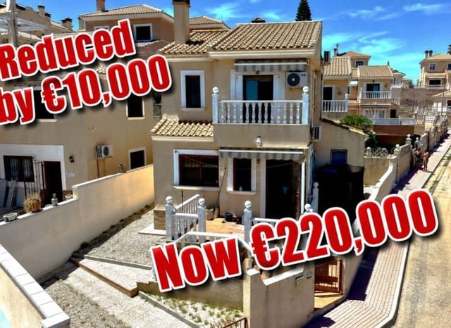 3 bedroom Villa for sale in Blue Lagoon with pool - € 220,000 (Ref: 9935139)