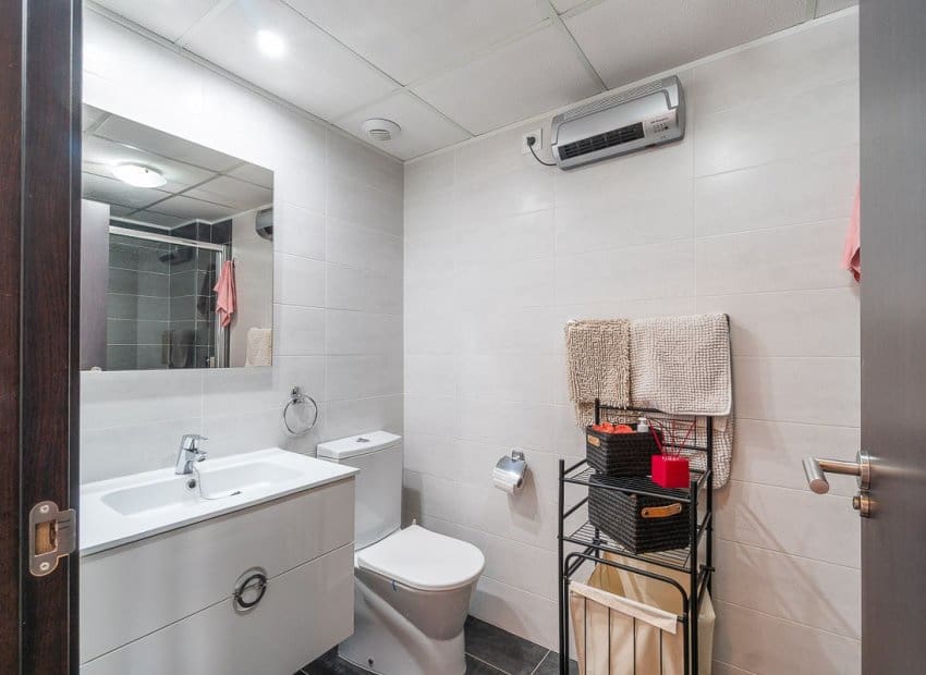 2 bedroom Apartment for sale in Orihuela Costa with pool - € 220,000 (Ref: 9936714)
