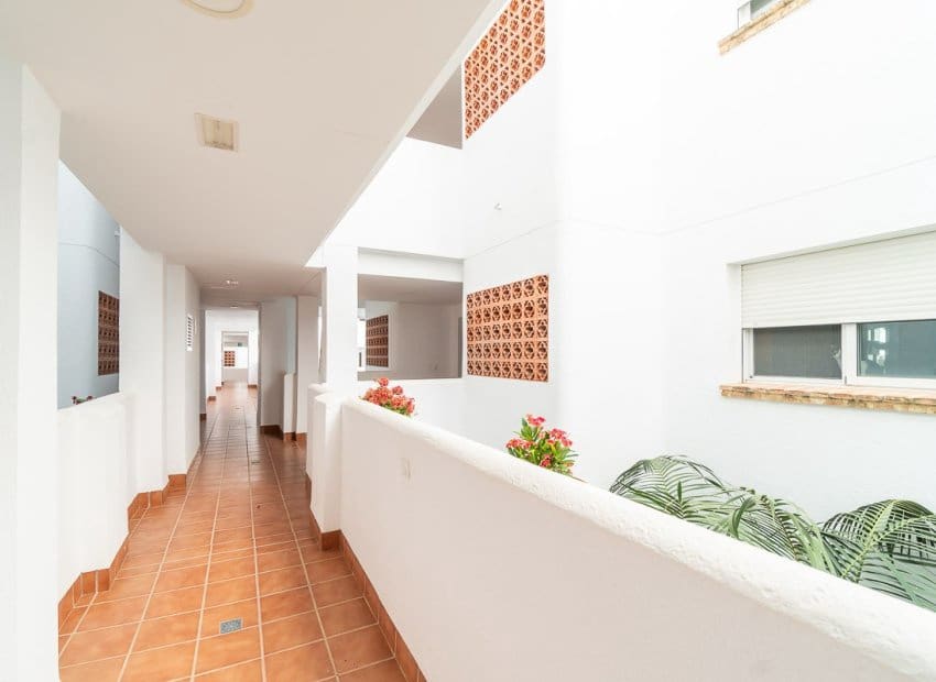 2 bedroom Apartment for sale in Orihuela Costa with pool - € 220,000 (Ref: 9936714)