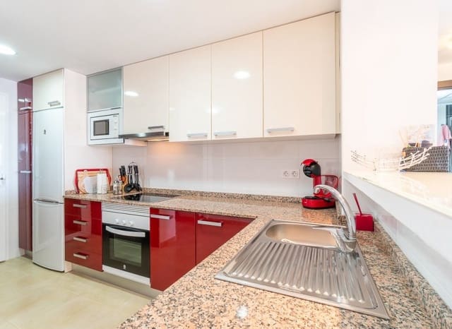 2 soverom Leilighet til salgs i Villamartin, Orihuela med svømmebasseng - € 220 000 (Ref: 9936714)