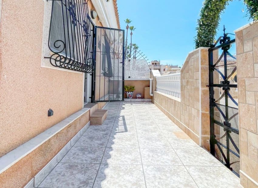 2 soveværelse Lejlighed til salg i Los Narejos med swimmingpool - € 220.000 (Ref: 9938920)