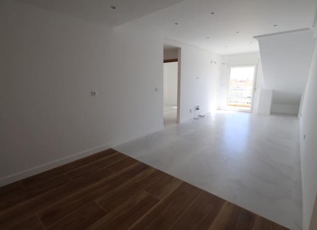 2 makuuhuone Huoneisto myytävänä paikassa Aguamarina, Orihuela - 239 000 € (Ref: 9944507)