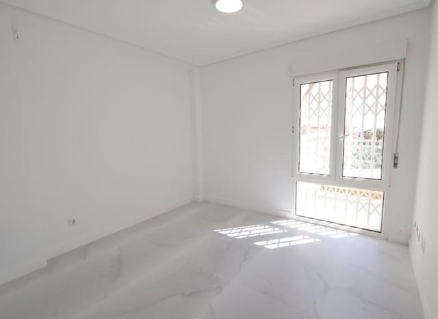 2 makuuhuone Huoneisto myytävänä paikassa Aguamarina, Orihuela - 239 000 € (Ref: 9944507)