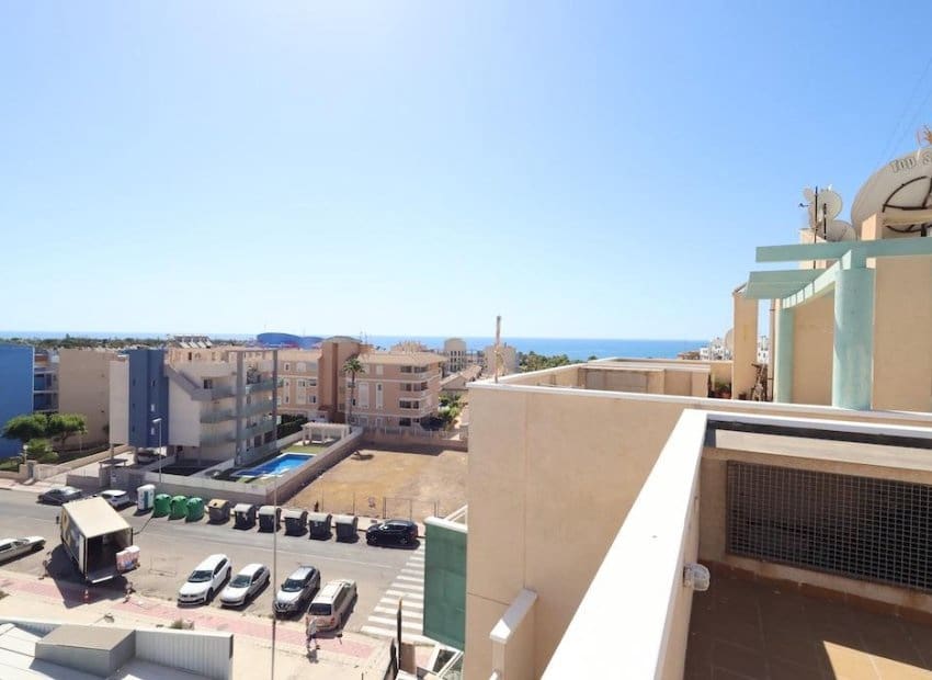 2 makuuhuone Huoneisto myytävänä paikassa Orihuela Costa - 239 000 € (Ref: 9944507)