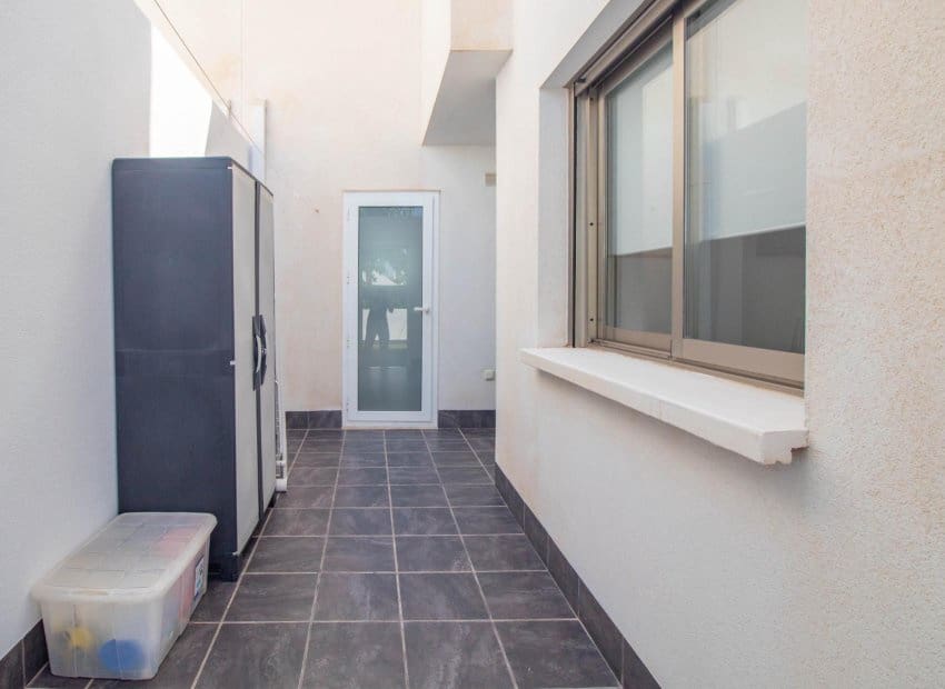 2 Zimmer Apartment zu verkaufen in Torre de la Horadada mit Pool - 293.900 € (Ref: 9944508)