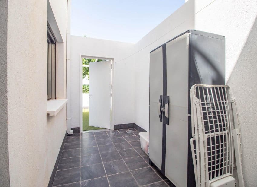 2 Zimmer Apartment zu verkaufen in Torre de la Horadada mit Pool - 293.900 € (Ref: 9944508)