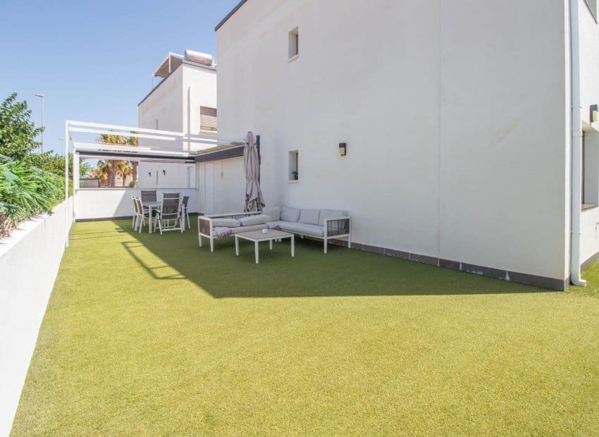 2 Zimmer Apartment zu verkaufen in Torre de la Horadada mit Pool - 293.900 € (Ref: 9944508)
