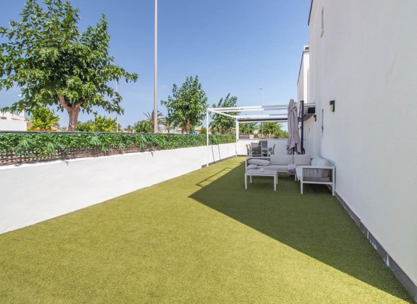2 Zimmer Apartment zu verkaufen in Torre de la Horadada mit Pool - 293.900 € (Ref: 9944508)