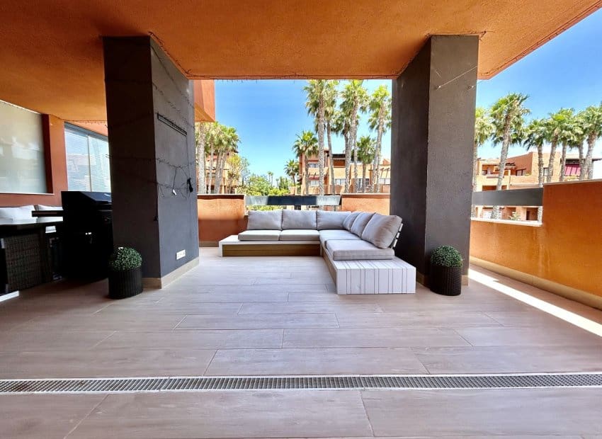 2 soveværelse Lejlighed til salg i Orihuela Costa med swimmingpool - € 260.000 (Ref: 9944510)