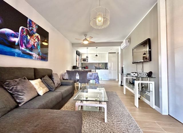 2 soveværelse Lejlighed til salg i Villamartin, Orihuela med swimmingpool - € 260.000 (Ref: 9944510)