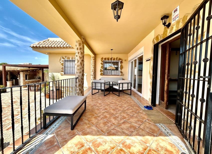 5 camera da letto Villa in vendita in La Zenia con piscina - 840.000 € (Rif: 9944513)