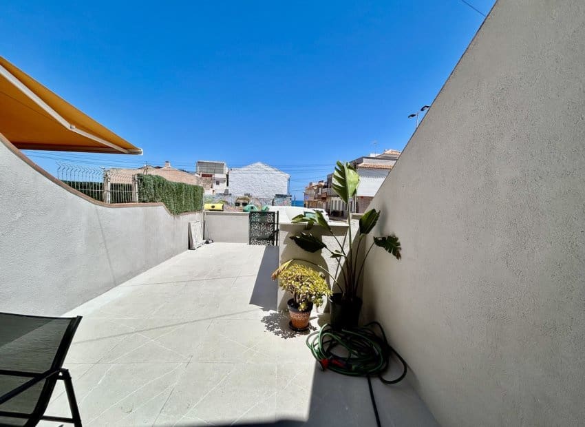 2 bedroom Apartment for sale in La Veleta - € 265,000 (Ref: 9944515)