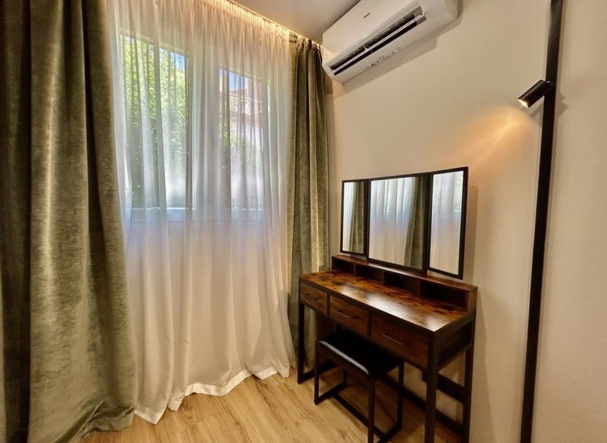 2 bedroom Apartment for sale in La Veleta - € 265,000 (Ref: 9944515)