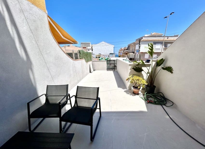 2 bedroom Apartment for sale in La Veleta - € 265,000 (Ref: 9944515)
