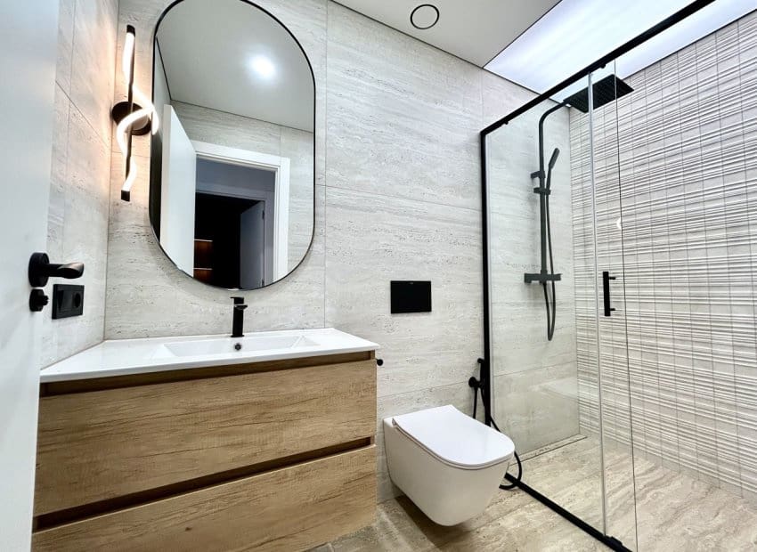 2 bedroom Apartment for sale in La Veleta - € 265,000 (Ref: 9944515)