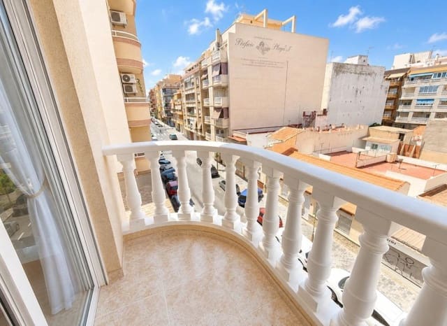 2 Zimmer Apartment zu verkaufen in Las Piscinas Naturales, Torrevieja - 149.000 € (Ref: 9944516)
