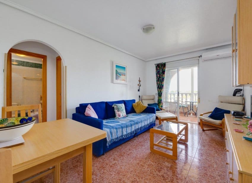 2 soveværelse Lejlighed til salg i Torrevieja med swimmingpool - € 129.969 (Ref: 9944519)