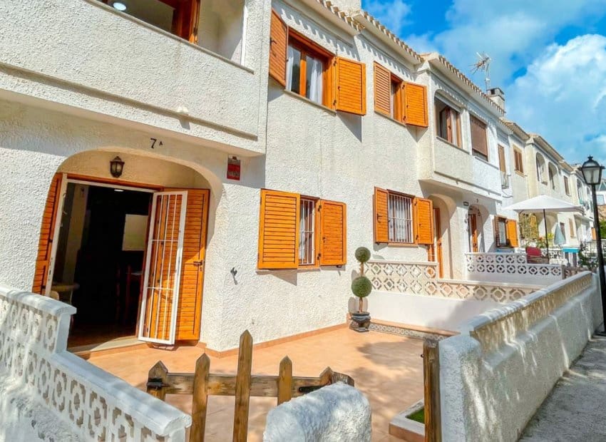 2 camera da letto Casa in vendita in Playa Flamenca - 249.000 € (Rif: 9944520)
