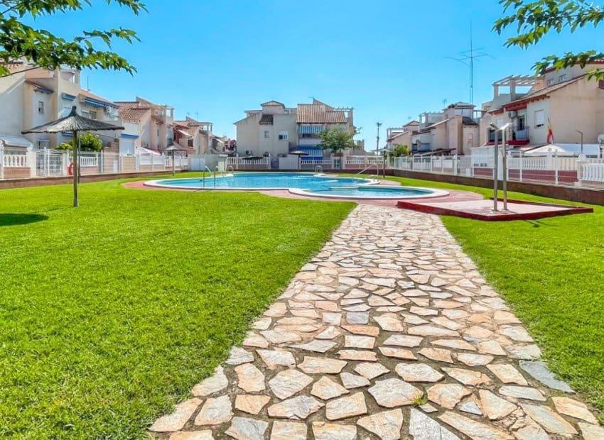 2 chambre Appartement à vendre à Orihuela Costa avec piscine - 164 900 € (Ref: 9944521)