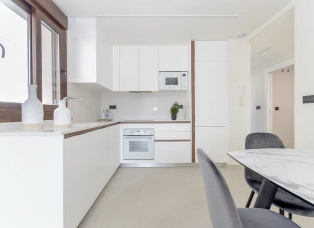 2 makuuhuone Huoneisto myytävänä paikassa Los Balcones mukana uima-altaan - 320 000 € (Ref: 9944524)