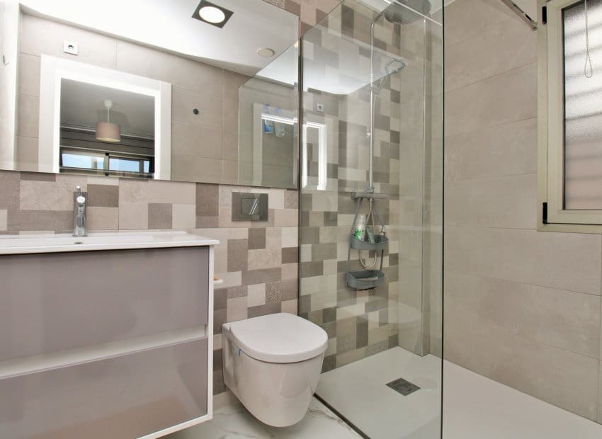 3 sypialnia Willa na sprzedaż w Villamartin z basenem - 375 000 € (Ref: 9946630)