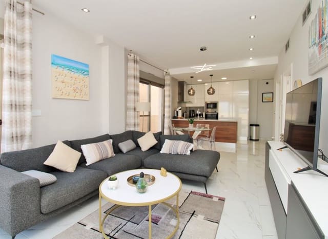 3 soveværelse Villa til salg i Villamartin, Orihuela med swimmingpool - € 375.000 (Ref: 9946630)