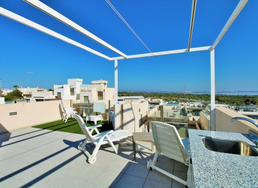 3 sypialnia Willa na sprzedaż w Villamartin z basenem - 375 000 € (Ref: 9946630)