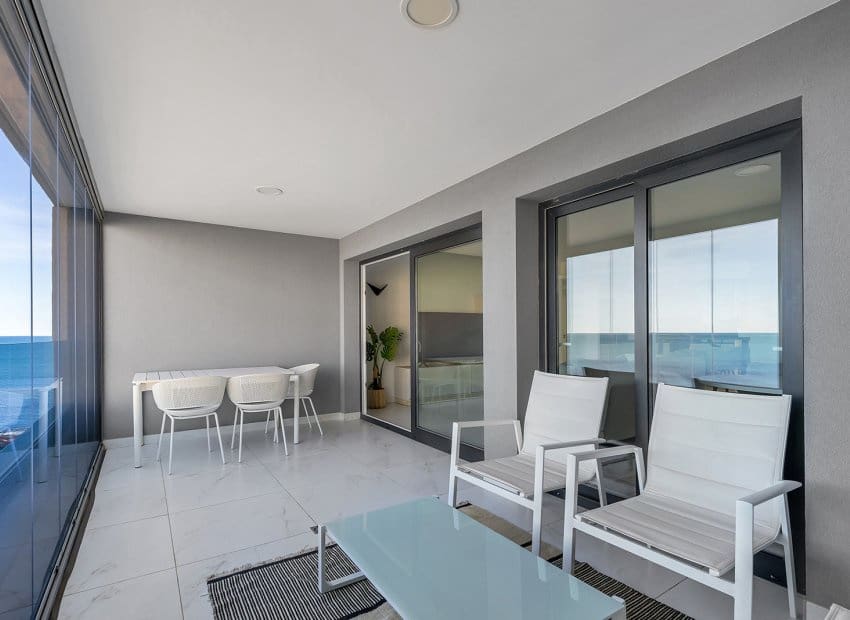 2 quarto Apartamento para venda em Punta Prima - 765 000 € (Ref: 9950078)