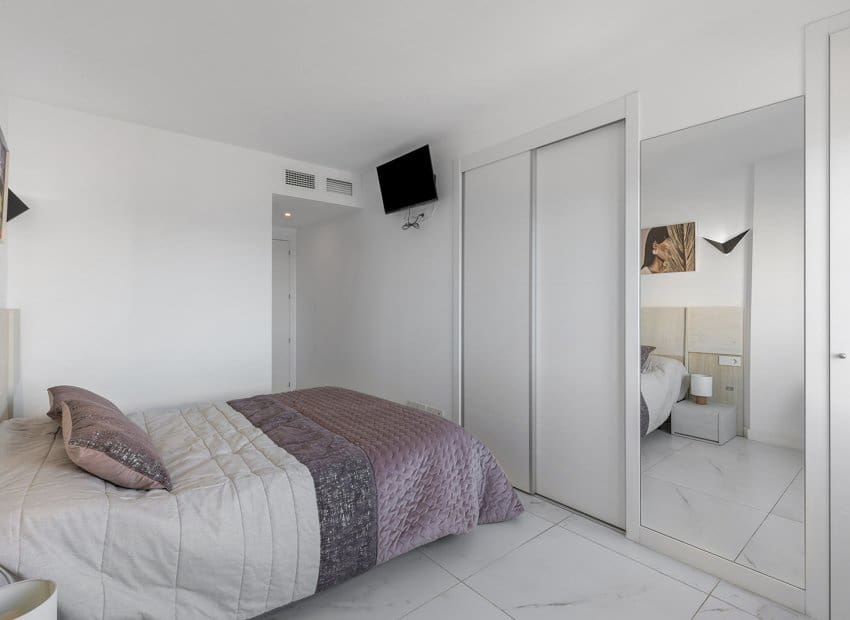 2 quarto Apartamento para venda em Punta Prima - 765 000 € (Ref: 9950078)