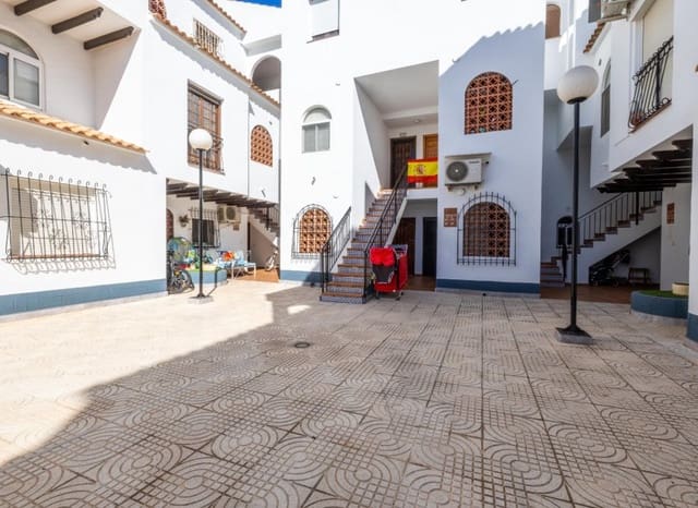 Apartamento de 1 habitación en Playa de los Náufragos, Torrevieja en venta con piscina - 132.000 € (Ref: 9950079)