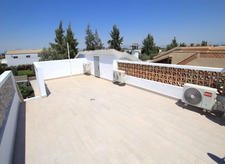 3 bedroom Villa for sale in Formentera del Segura with pool - € 425,000 (Ref: 9950080)