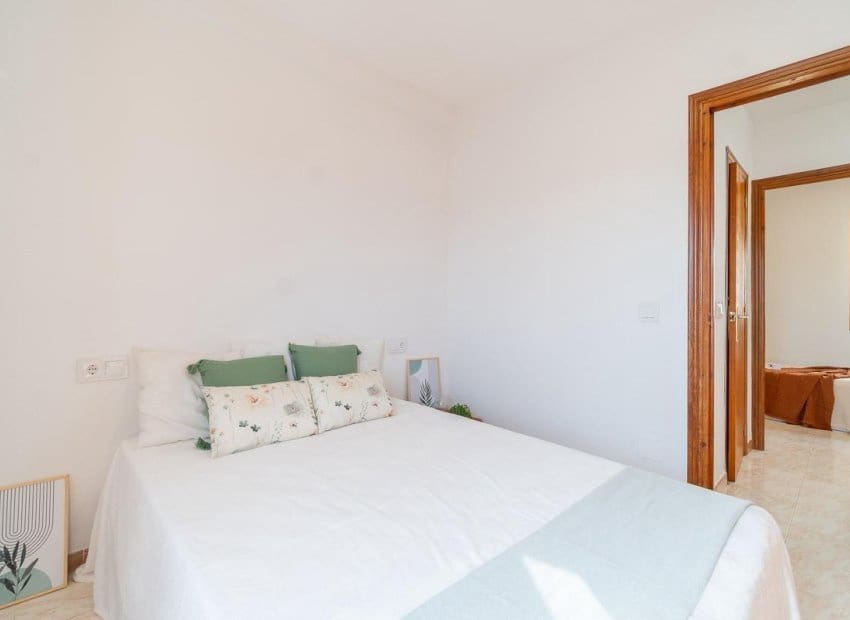 2 sovrum Lägenhet till salu i El Chaparral med pool - 139 000 € (Ref: 9950081)
