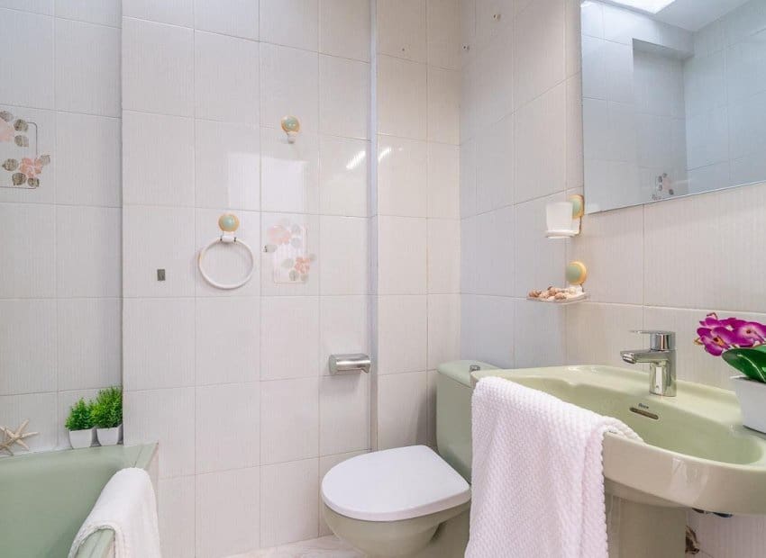 2 sovrum Lägenhet till salu i El Chaparral med pool - 139 000 € (Ref: 9950081)
