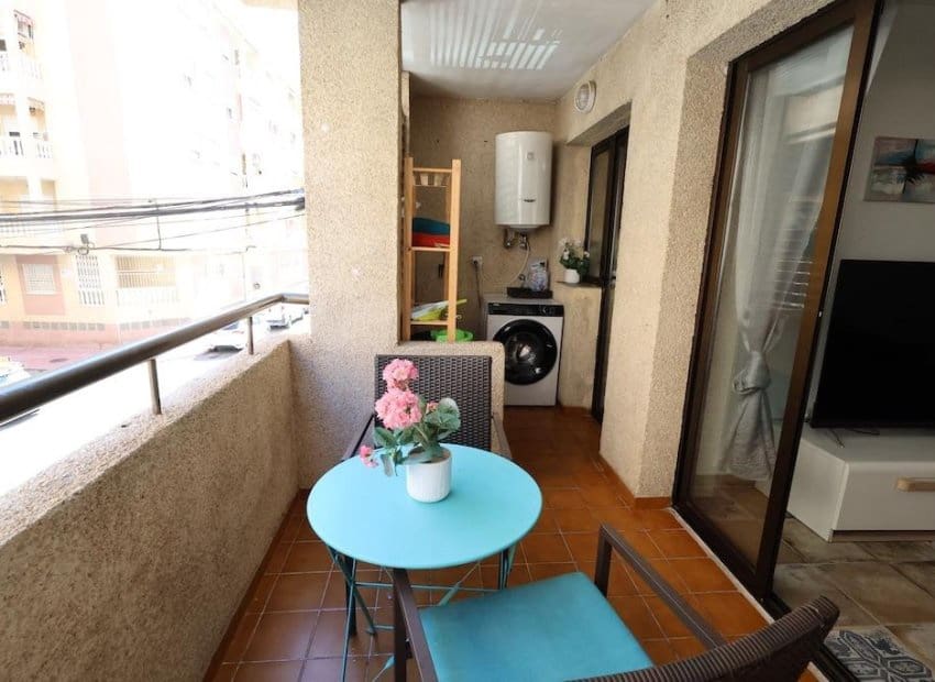 3 chambre Appartement à vendre à Torrevieja avec piscine - 189 000 € (Ref: 9950082)