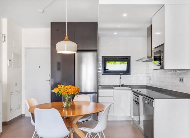 2 soverom Leilighet til salgs i Pilar de la Horadada ciudad, Pilar de la Horadada med svømmebasseng - € 195 000 (Ref: 9953098)