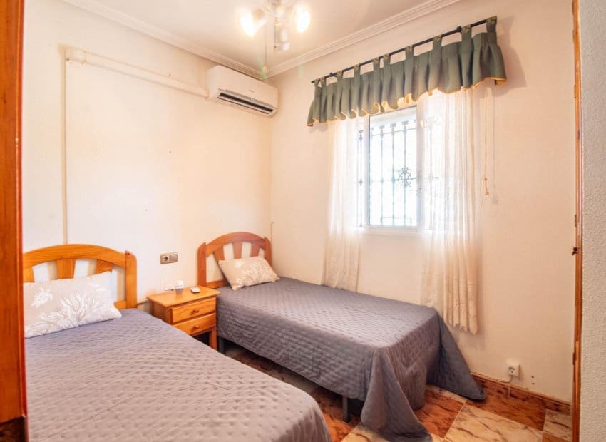 2 sypialnia Dom na sprzedaż w La Zenia z basenem - 179 900 € (Ref: 9953102)
