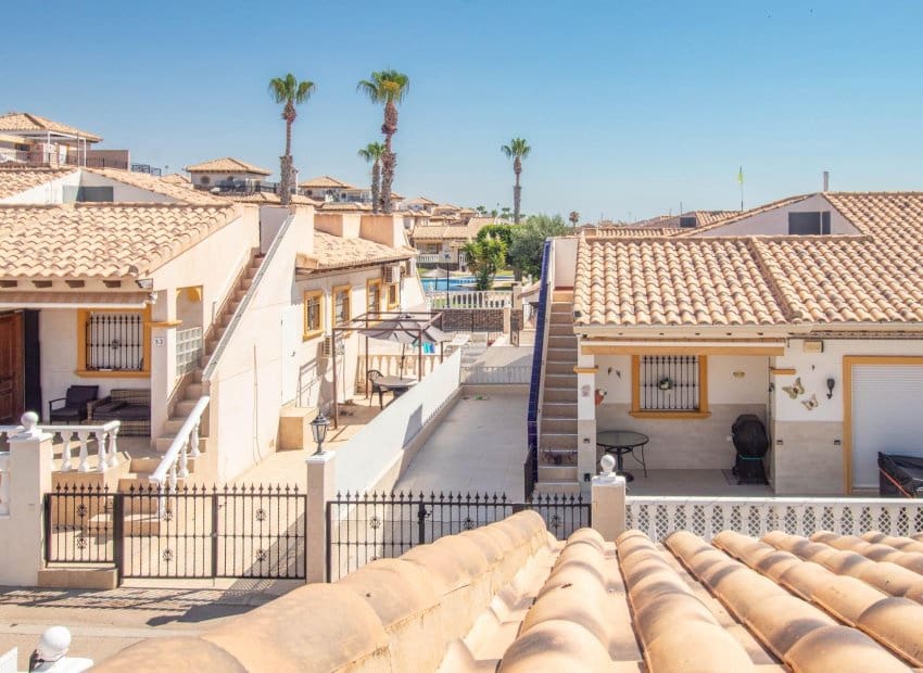 2 sypialnia Dom na sprzedaż w La Zenia z basenem - 179 900 € (Ref: 9953102)