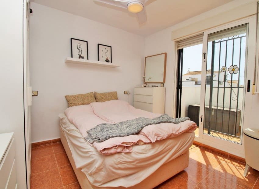 3 chambre Maison de Ville à vendre à Los Altos avec piscine - 269 000 € (Ref: 9956242)