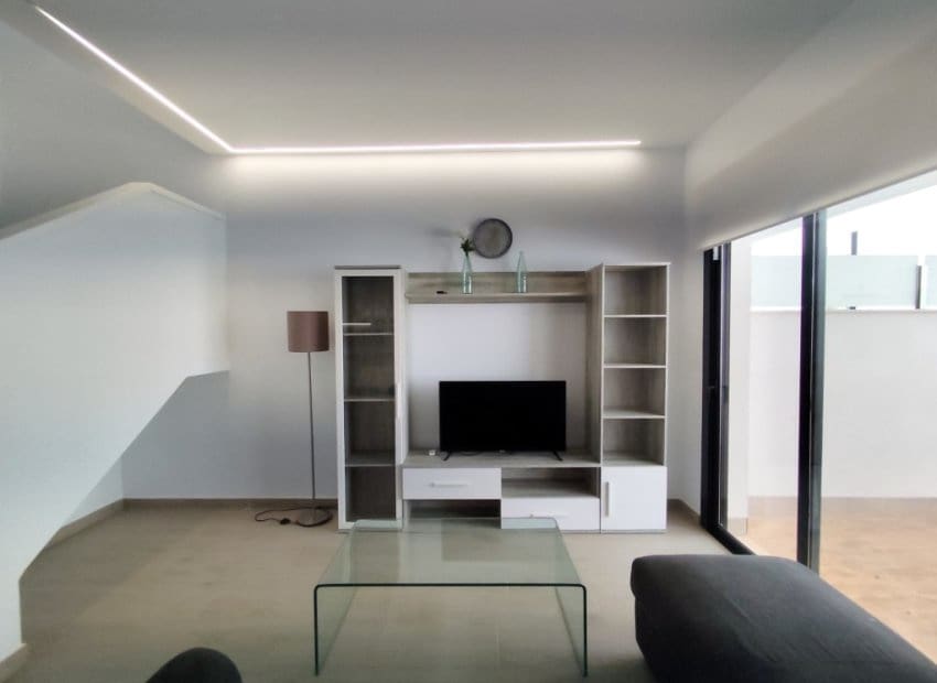 3 makuuhuone Huvila myytävänä paikassa Pilar de la Horadada mukana uima-altaan - 292 000 € (Ref: 9956243)