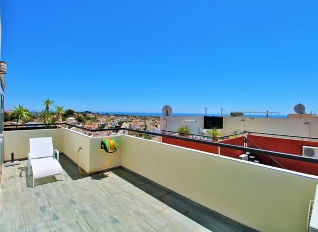 3 makuuhuone Omakotitalo myytävänä paikassa Villamartin, Orihuela mukana uima-altaan - 269 000 € (Ref: 9956244)