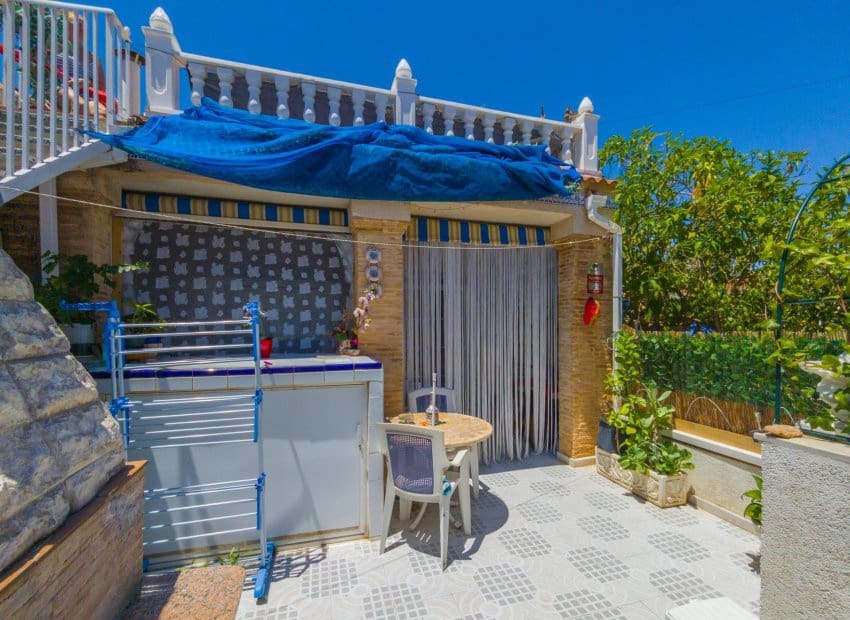 2 soverom Leilighet til salgs i Torrevieja - € 120 000 (Ref: 9956251)