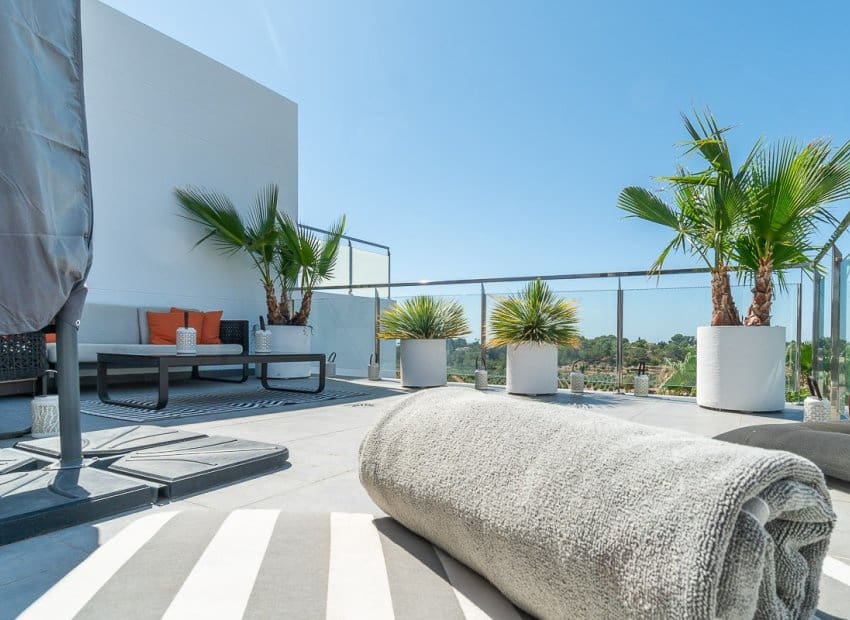 3 sovrum Lägenhet till salu i Orihuela Costa med pool - 349 900 € (Ref: 9956252)