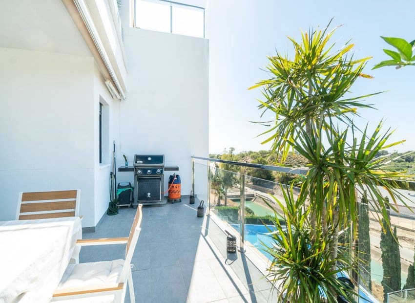 3 sovrum Lägenhet till salu i Orihuela Costa med pool - 349 900 € (Ref: 9956252)